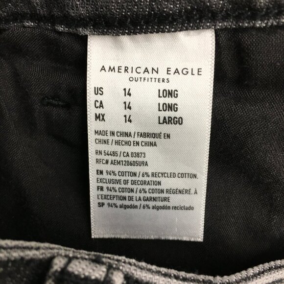 NEW American Eagle Jeans Faded Black Highest Rise Mom Distressed size 14L - Picture 8 of 9